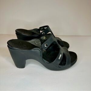 Crocs Women's Black Pumps/Heels/ Slip On Open Toe Sandal- Metal Accents- Size 10